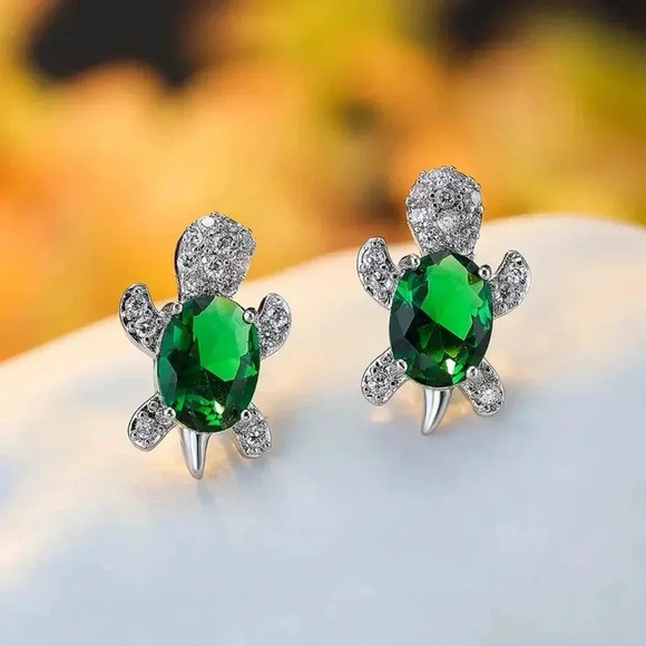 Colorful Green Turtle Design Stud Earrings with sparkly Rhinestones - Picture 1 of 1